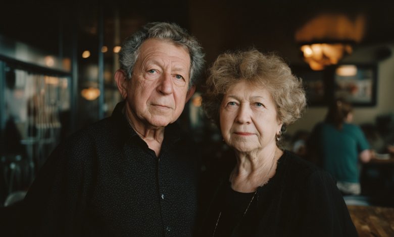 Il marito ha chiamato i suoi genitori per chiedere aiuto, ma loro hanno detto che “dobbiamo farcela da soli” Il marito ha chiamato i suoi genitori per chiedere aiuto, ma loro hanno detto che “dobbiamo farcela da soli”