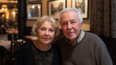 Il mio futuro marito ha visto mia madre per la prima volta e le ha detto qualcosa che quasi mi ha fatto cadere dalla sedia Il mio futuro marito ha visto mia madre per la prima volta e le ha detto qualcosa che quasi mi ha fatto cadere dalla sedia