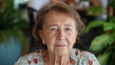 Credevo che trasferirmi da mio figlio mi avrebbe salvato dalla solitudine. Ma un barbecue domenicale mi ha mostrato quale posto mi è stato riservato in questa casa