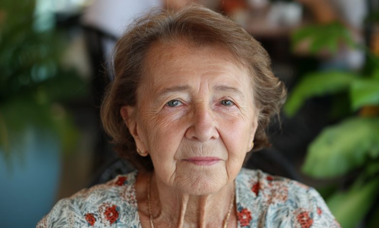 Credevo che trasferirmi da mio figlio mi avrebbe salvato dalla solitudine. Ma un barbecue domenicale mi ha mostrato quale posto mi è stato riservato in questa casa Credevo che trasferirmi da mio figlio mi avrebbe salvato dalla solitudine. Ma un barbecue domenicale mi ha mostrato quale posto mi è stato riservato in questa casa