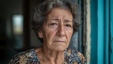 I bambini hanno insistito perché vendessi l’appartamento e mi trasferissi in una casa di riposo. Dicevano che lì avrei vissuto meglio, in modo più sicuro. Ho accettato, non volevo essere un peso. Ma il giorno prima del trasloco è successo qualcosa che mi ha fatto annullare tutto… I bambini hanno insistito perché vendessi l’appartamento e mi trasferissi in una casa di riposo. Dicevano che lì avrei vissuto meglio, in modo più sicuro. Ho accettato, non volevo essere un peso. Ma il giorno prima del trasloco è successo qualcosa che mi ha fatto annullare tutto…