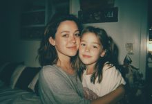 La mamma mi ha abbandonato quando avevo 8 anni e per molti anni ha fatto finta che io non esistessi per lei. Ma un giorno ha chiamato – e le sue parole hanno sconvolto tutto ciò in cui credevo…