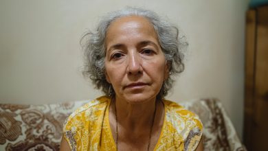 Ho accettato di prendermi cura di mio nipote gratuitamente, ma ho chiesto soldi per i due altri figli di mia nuora. Quando sono arrivata a casa loro, sono rimasta senza parole…