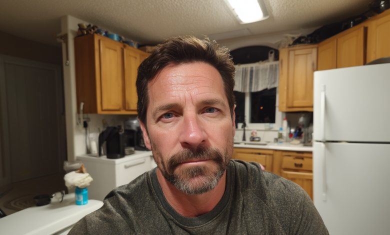 Otto giorni dopo il funerale di mia moglie, dal suo conto sono stati prelevati dei soldi per il noleggio di un’auto. E quello che ho scoperto dopo ha sconvolto tutto… Otto giorni dopo il funerale di mia moglie, dal suo conto sono stati prelevati dei soldi per il noleggio di un’auto. E quello che ho scoperto dopo ha sconvolto tutto…