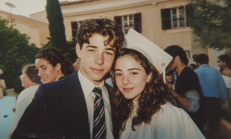 Il mio amore scolastico mi ha passato un biglietto al ballo di fine anno 14 anni fa — l’ho letto solo ora Il mio amore scolastico mi ha passato un biglietto al ballo di fine anno 14 anni fa — l’ho letto solo ora