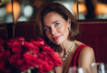 Ho invitato un uomo di 47 anni al mio compleanno, ma è venuto senza regalo e senza fiori. La sua giustificazione è stata peggiore di quanto mi aspettassi…