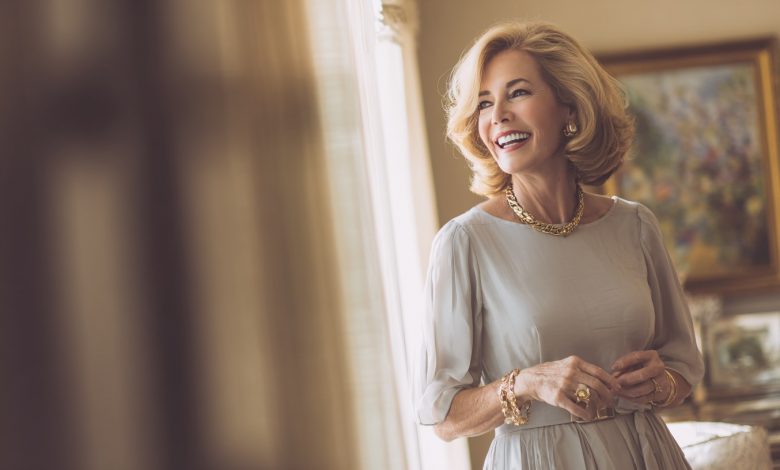 La matrigna ha superato il limite con mio marito durante una festa di famiglia — ho deciso di non restare in silenzio