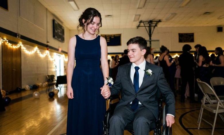 Ho rinunciato alla mia famiglia per un amore paralizzato. Dopo quindici anni, il suo segreto ha distrutto tutto