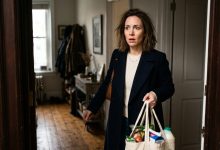 Sono tornato a casa presto dal lavoro e l’ho sentita ridere nella nostra cucina.