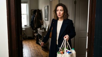 Sono tornato a casa presto dal lavoro e l’ho sentita ridere nella nostra cucina.