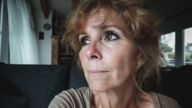 Mi sono preso cura di mia madre per sette anni. Dopo la sua morte, ho scoperto che aveva lasciato la casa a mia sorella.