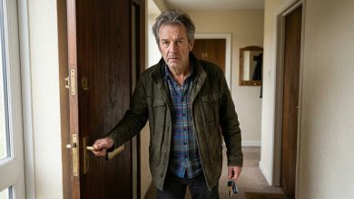 Domenica mattina è uscito “a prendere il pane”. Un’ora dopo ho ricevuto un messaggio da un numero sconosciuto: “Per favore non cercarlo. È al sicuro. È con me.”