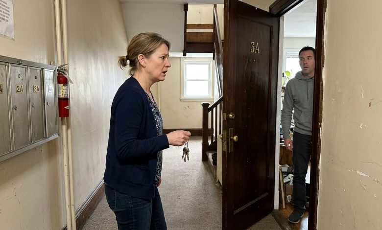 Ho Affittato il Mio Secondo Appartamento a Mia Cugina — Nessun Contratto, Perché “Perché Disturbarsi tra Familiari”. Per un Anno Non Ha Pagato. Quando Finalmente Sono Andata a Controllare, Un Uomo Sconosciuto Ha Aperto la Porta. Ho Affittato il Mio Secondo Appartamento a Mia Cugina — Nessun Contratto, Perché “Perché Disturbarsi tra Familiari”. Per un Anno Non Ha Pagato. Quando Finalmente Sono Andata a Controllare, Un Uomo Sconosciuto Ha Aperto la Porta.