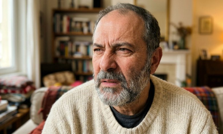 Mia figlia mi ha chiesto di non entrare mai più nella sua vecchia stanza — ho resistito per tre anni, finché una notte non ho sentito un rumore provenire da lì e ho aperto la porta Mia figlia mi ha chiesto di non entrare mai più nella sua vecchia stanza — ho resistito per tre anni, finché una notte non ho sentito un rumore provenire da lì e ho aperto la porta