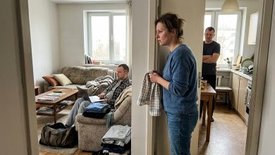 Mio Fratello Si È Sistemato Da Noi “Per un Po'” Dopo il Suo Divorzio. Un Anno Dopo Mio Marito Ha Detto: O Se Ne Va Lui o Me Ne Vado Io. E Non So Come Dire a Mio Fratello di Andarsene Quando Non Ha Nessun Altro Posto Dove Andare.