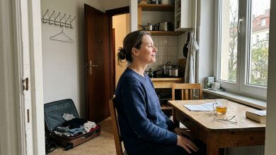 Mio Marito Mi Ha Lasciata per Una Donna Più Giovane. Non Ho Pianto. Mi Sono Seduta e Ho Respirato. Per La Prima Volta da Anni, Ho Sentito Sollievo.