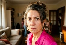 I miei genitori non si sono parlati per cinque anni dopo il divorzio — finché un giorno non li ho visti insieme al supermercato e le parole di mio padre mi hanno tolto il terreno sotto i piedi